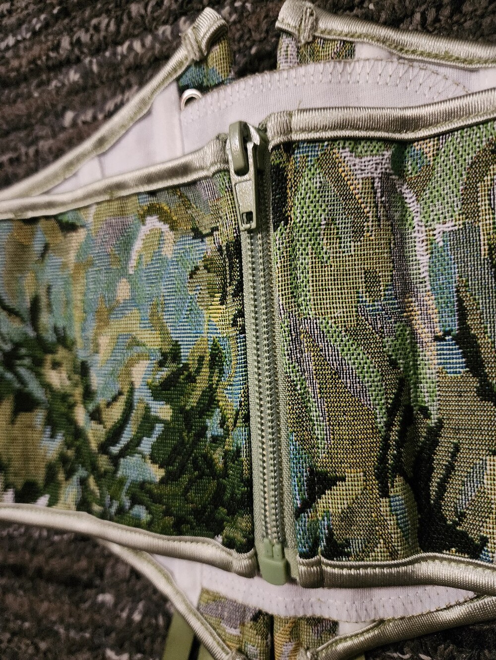 Scarlet Darkness Renaissance Green Floral Tapestry Corset Belt Women's Size 6 - Picture 5 of 9